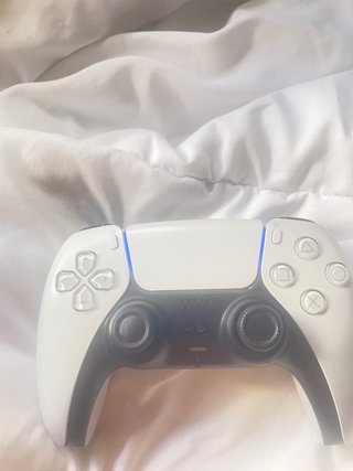 Mando PS5 Blanco con Joystick Dragon Ball