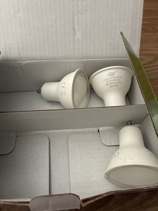 Focos empotrables led cuadrados (2 negros, 3 plata