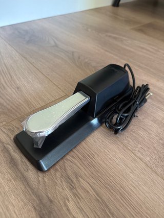 Pedal Eléctrico para Piano