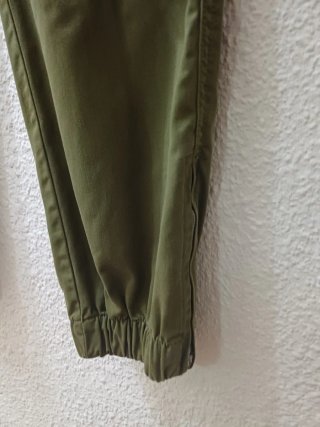 Pantalones cargo Pull&Bear verdes