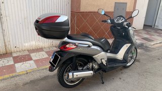 Yamaha X-City 250cc Maxi Scooter Tlf. 690256428