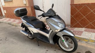 Yamaha X-City 250cc Maxi Scooter Tlf. 690256428