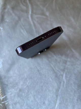 iPhone 14 Pro Viola