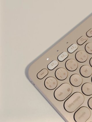 Teclado Logitech Rosa