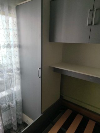 Armario con cama para niño