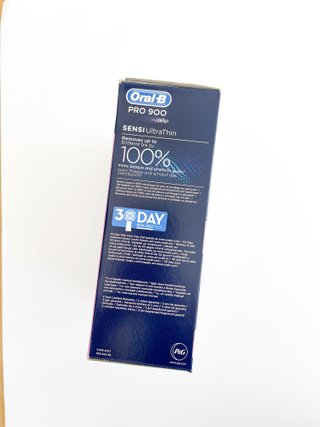 Oral-B Pro 900 SensiultraThin + 2 Recargas
