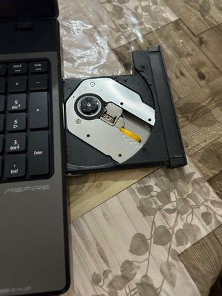Portátil Acer Aspire 5741G con cargador