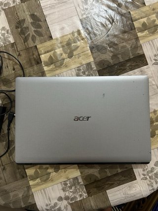 Portátil Acer Aspire 5741G con cargador