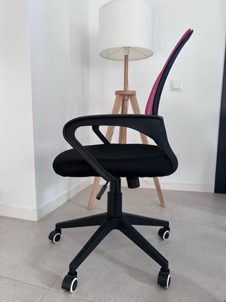 Silla de oficina ergonómica en muy buen estado