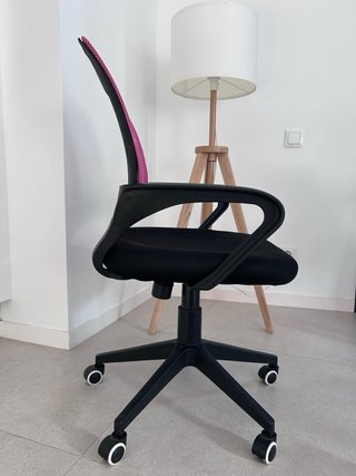 Silla de oficina ergonómica en muy buen estado