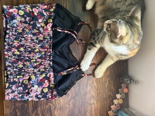 Top flores vintage tirantes negro multicolor