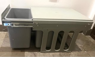 Cubos de basura extraíbles (plástico)