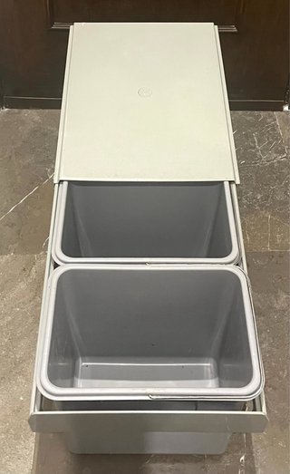 Cubos de basura extraíbles (plástico)