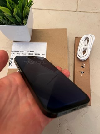 iPhone 14 Pro 128GB Nero LEGGI