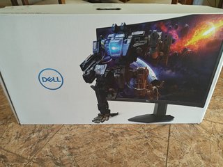 Monitor Dell Curvo 27 2K 165Hz S2722DGM