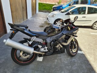 Yamaha R6