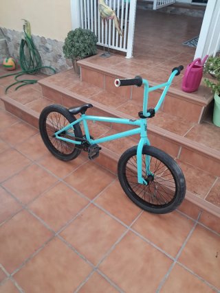 Bicicleta BMX azul