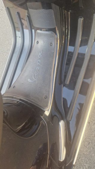 Vespa 125 GTS Super Negra