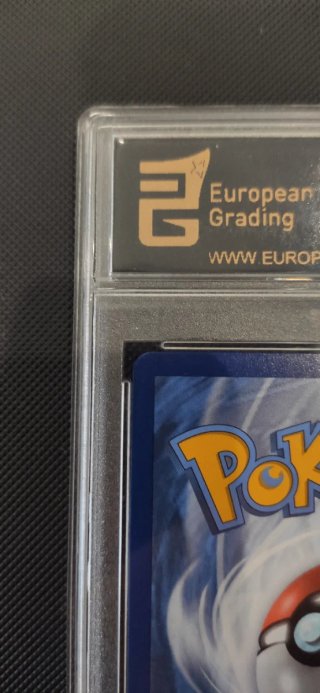 Carta Pokémon Sylveon V Full Art 184/203