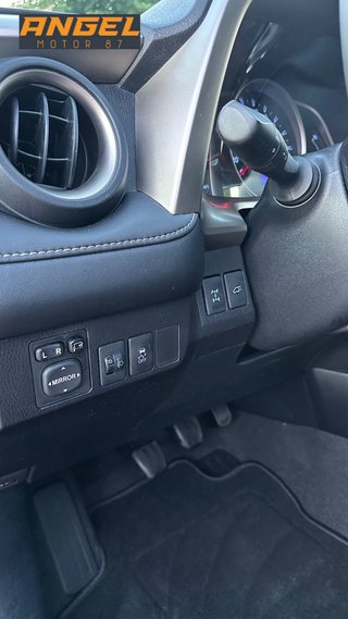 Toyota RAV4 2015