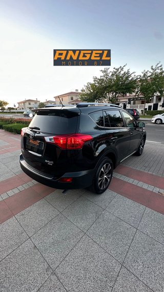 Toyota RAV4 2015