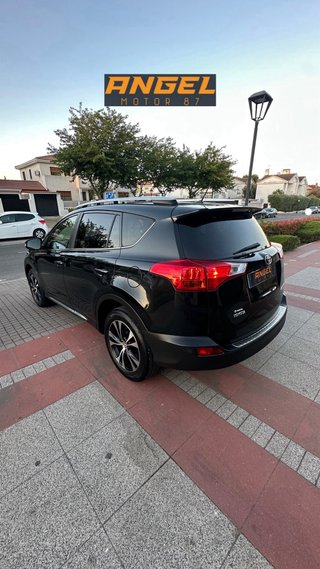 Toyota RAV4 2015