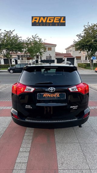 Toyota RAV4 2015