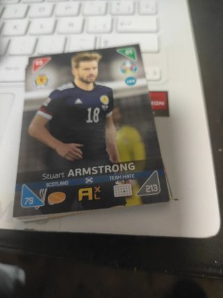 Cromo Adrenalyn Euro 2020 precio unidad