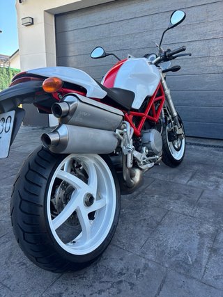Ducati Monster S2R 800 Roja y Blanca replica S4rs