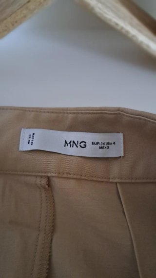 Falda midi tablas camel Mango Talla S