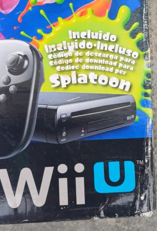 Nintendo Wii U Limited Edition Fondo di Magazzino