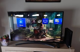 PS4 Pro 1 TB Negra + Mando y Cables