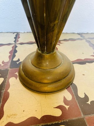 Paragüero de metal dorado
