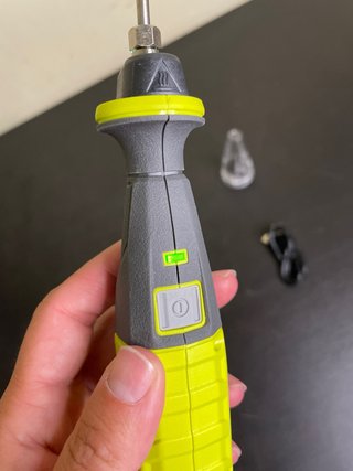 Soldador de litio USB RYOBI RSI4-120G de 480°
