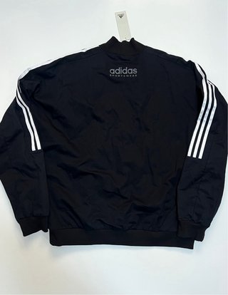 Chaqueta Adidas Negra con Rayas Blancas