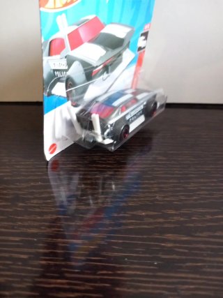 HOTWHEELS