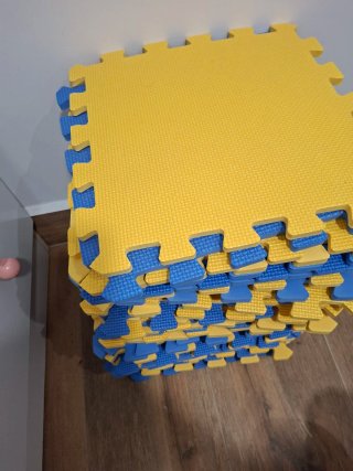 Suelo de espuma puzzle amarillo y azul 40u 30x30