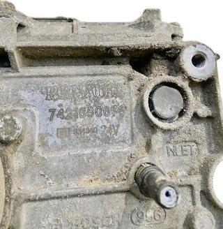 Renault 742135673 centralita adblue s