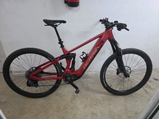 Bicicleta Berria Mako HP Híbrida Eléctrica