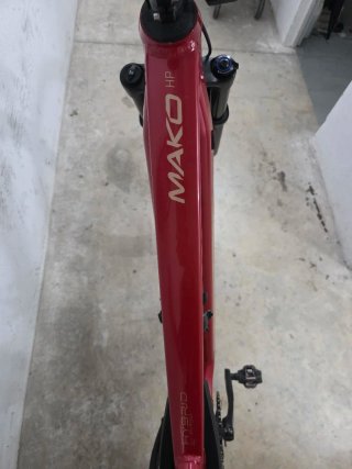 Bicicleta Berria Mako HP Híbrida Eléctrica
