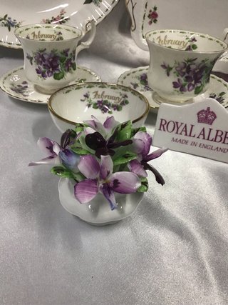 Royal Albert Flower of the Month series FEBRERO