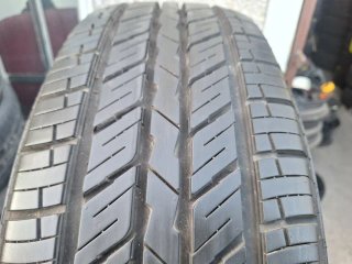 235 65 R17 104V M+S - 1 neumático +90%