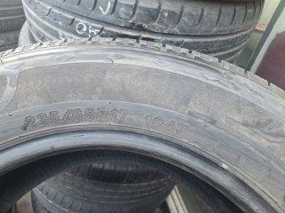 235 65 R17 104V M+S - 1 neumático +90%