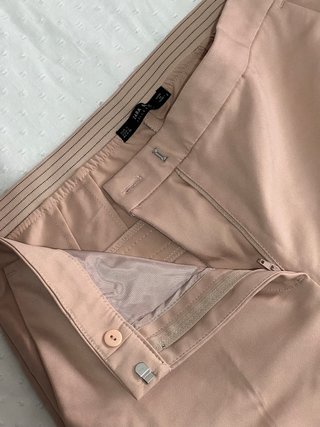Pantalón corto talla L color durazno