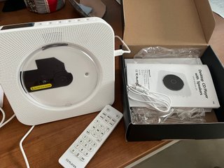 Reproductor CD con altavoz y radio