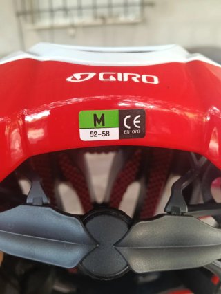 Casco Giro Ciclismo Blanco y Rojo