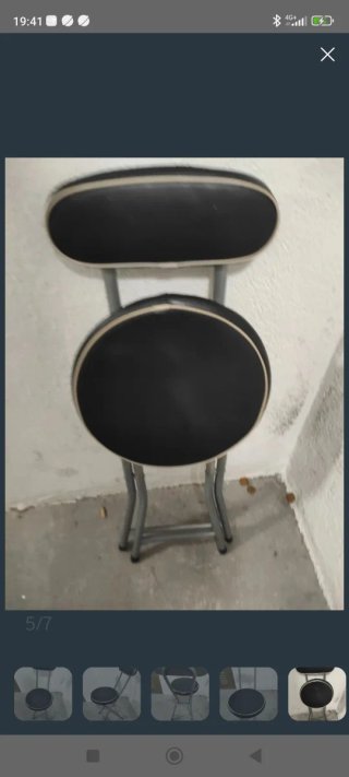Sillita plegable negra y plateada