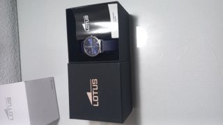 Reloj Lotus modelo L38
