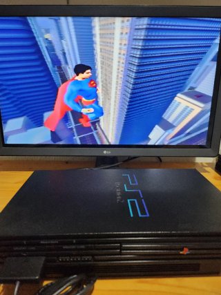 Juegos PS2: Superman Returns y Eden