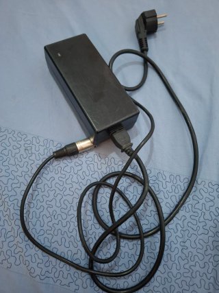 Cargador Li-ion Batería BD803044021